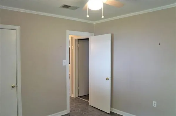 $1,250 | 212 West 20th Avenue, Covington, LA 70433