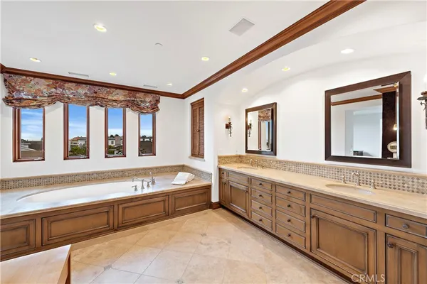 $27,000 | 206 Driftwood Road, Corona del Mar, CA 92625