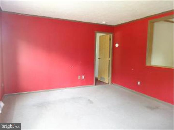 1253 West Walnut Road Vineland, NJ 08360 - Photo 3 of 10 Gallery Image 3