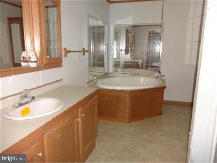 1253 West Walnut Road Vineland, NJ 08360 - Photo 8 of 10 Gallery Image 8