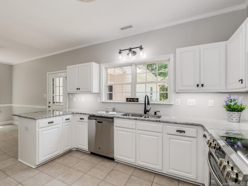 9621 Surrey Road Mint Hill, NC 28227 - Photo 11 of 31 Gallery Image 11