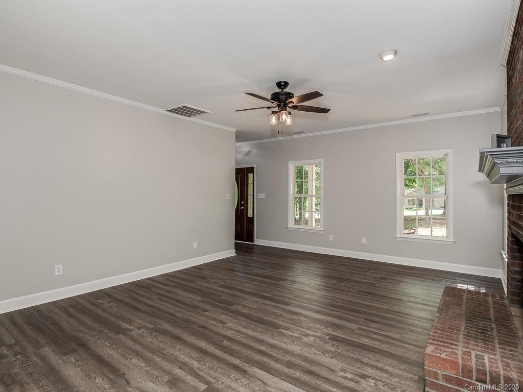 9621 Surrey Road Mint Hill, NC 28227 - Photo 7 of 31 Gallery Image 7