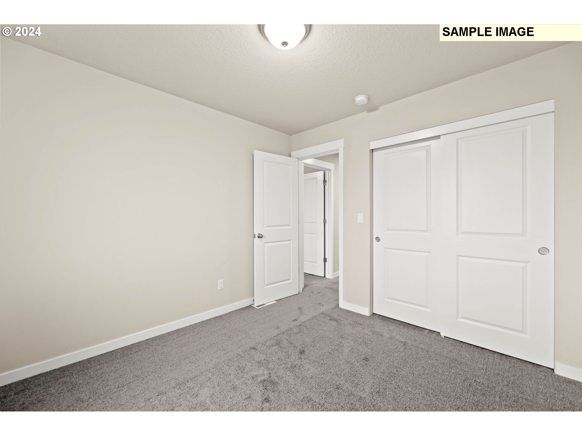 3135 South Nectarine Street Cornelius, OR 97113 - Photo 34 of 41 a view of an empty room