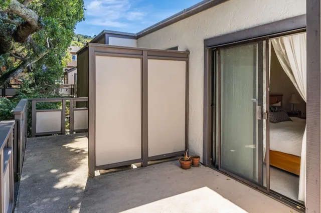 $1,299,950 | 2411 Carlmont Drive, Unit 110, Belmont, CA 94002