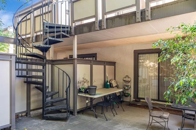 $1,299,950 | 2411 Carlmont Drive, Unit 110, Belmont, CA 94002