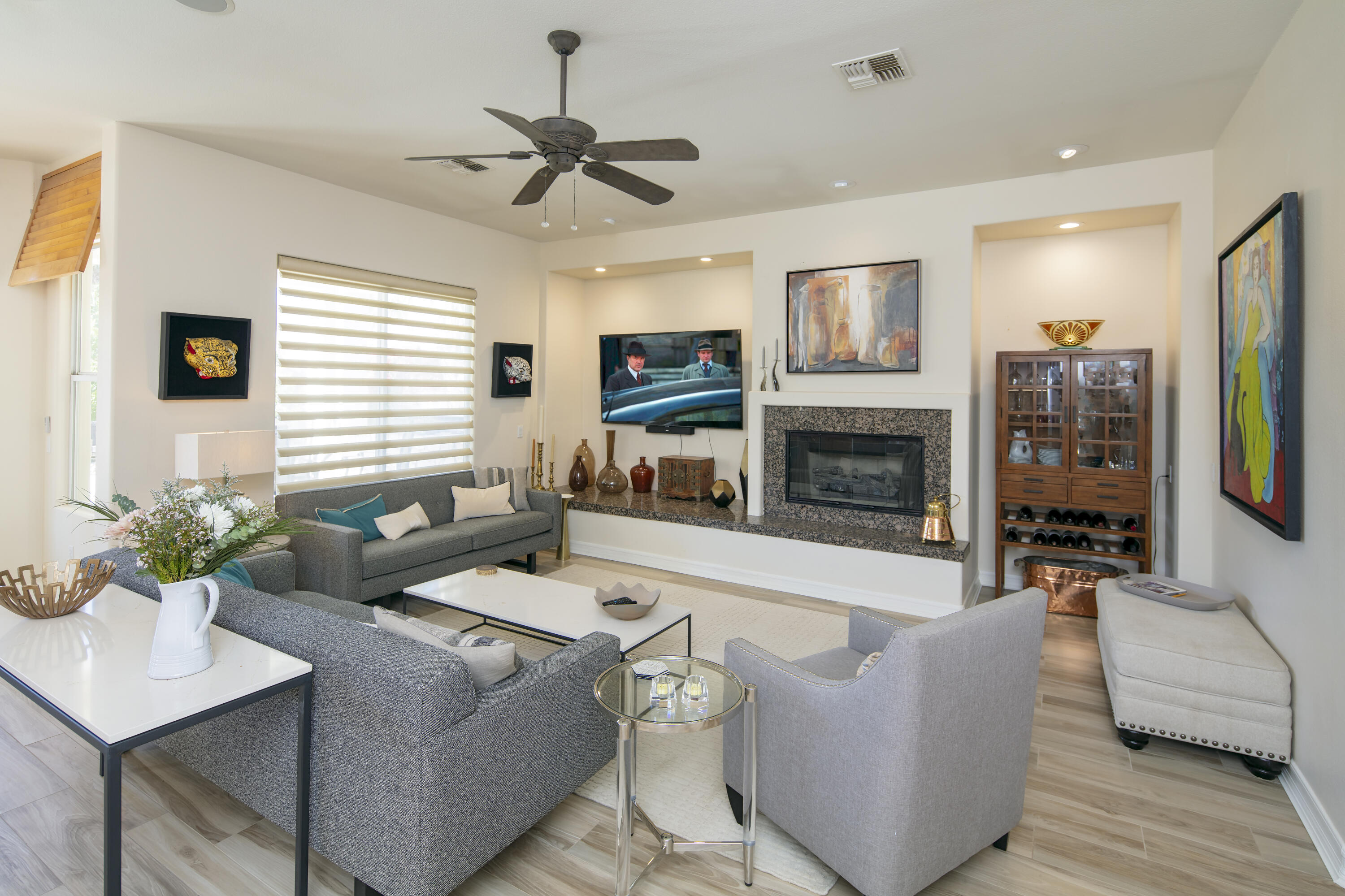 13 Bellisimo Court Rancho Mirage, CA 92270 - Photo 5 of 52 GG-13Bellisima-029