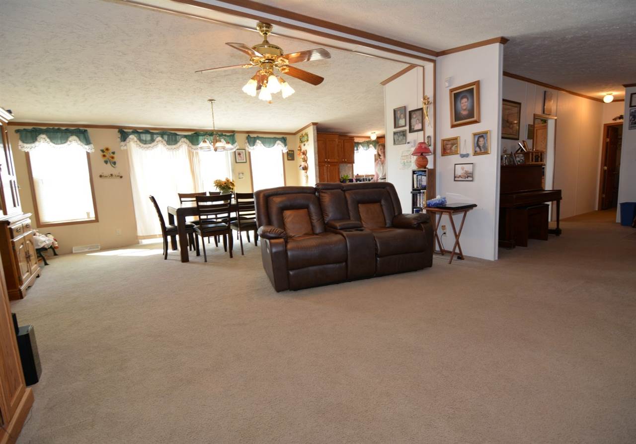 7501 Meinschein Road Mount Vernon, IN 47620 - Photo 3 of 20 Gallery Image 3