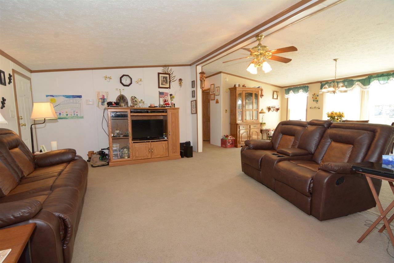 7501 Meinschein Road Mount Vernon, IN 47620 - Photo 4 of 20 Gallery Image 4