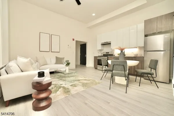 $2,675 | 536 Central Avenue, Unit 103, Newark, NJ 07107