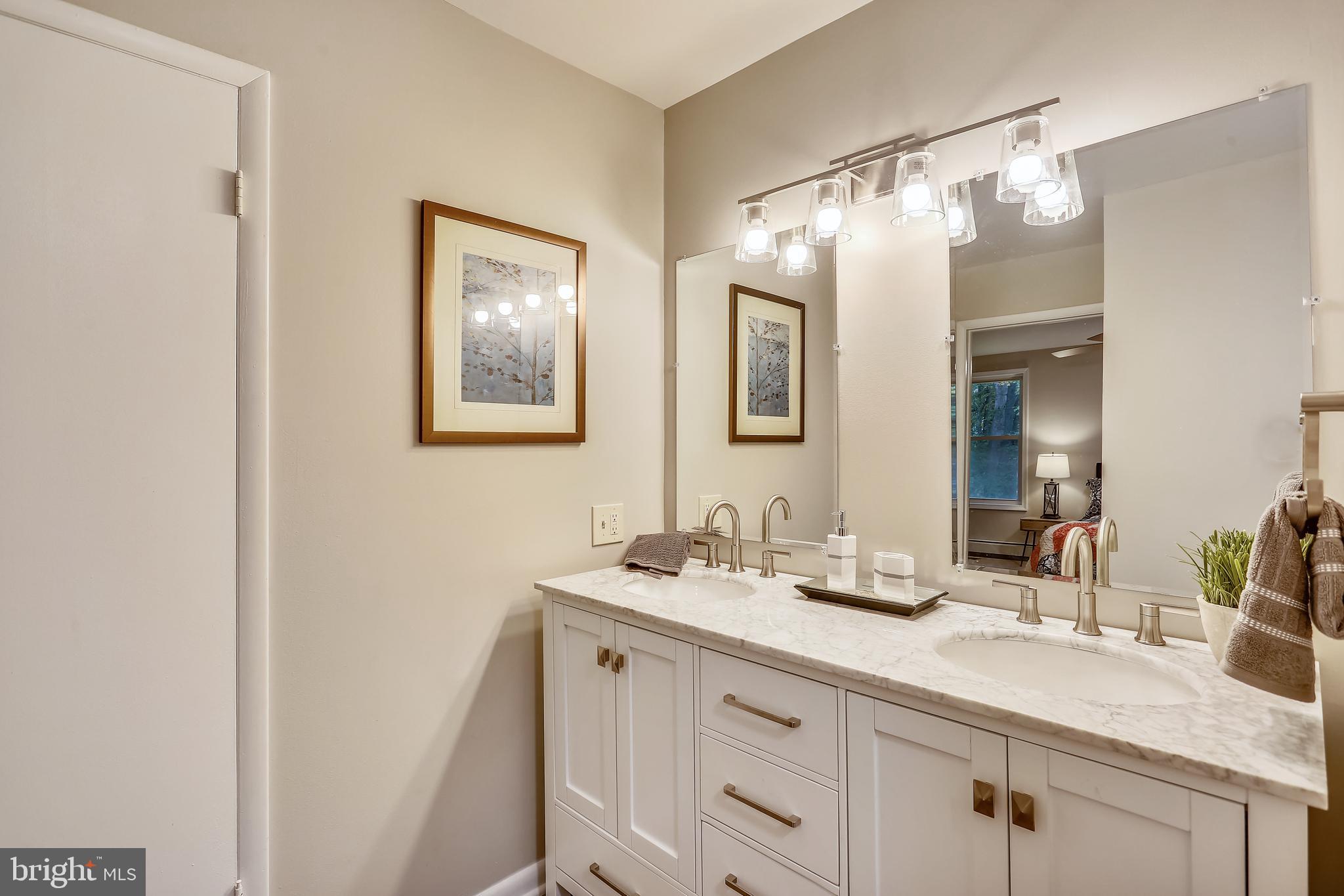 1511 Harding Lane Silver Spring, MD 20905 - Photo 24 of 92