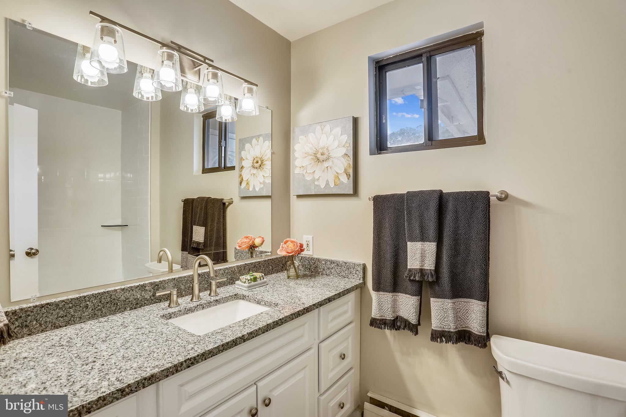 1511 Harding Lane Silver Spring, MD 20905 - Photo 29 of 92