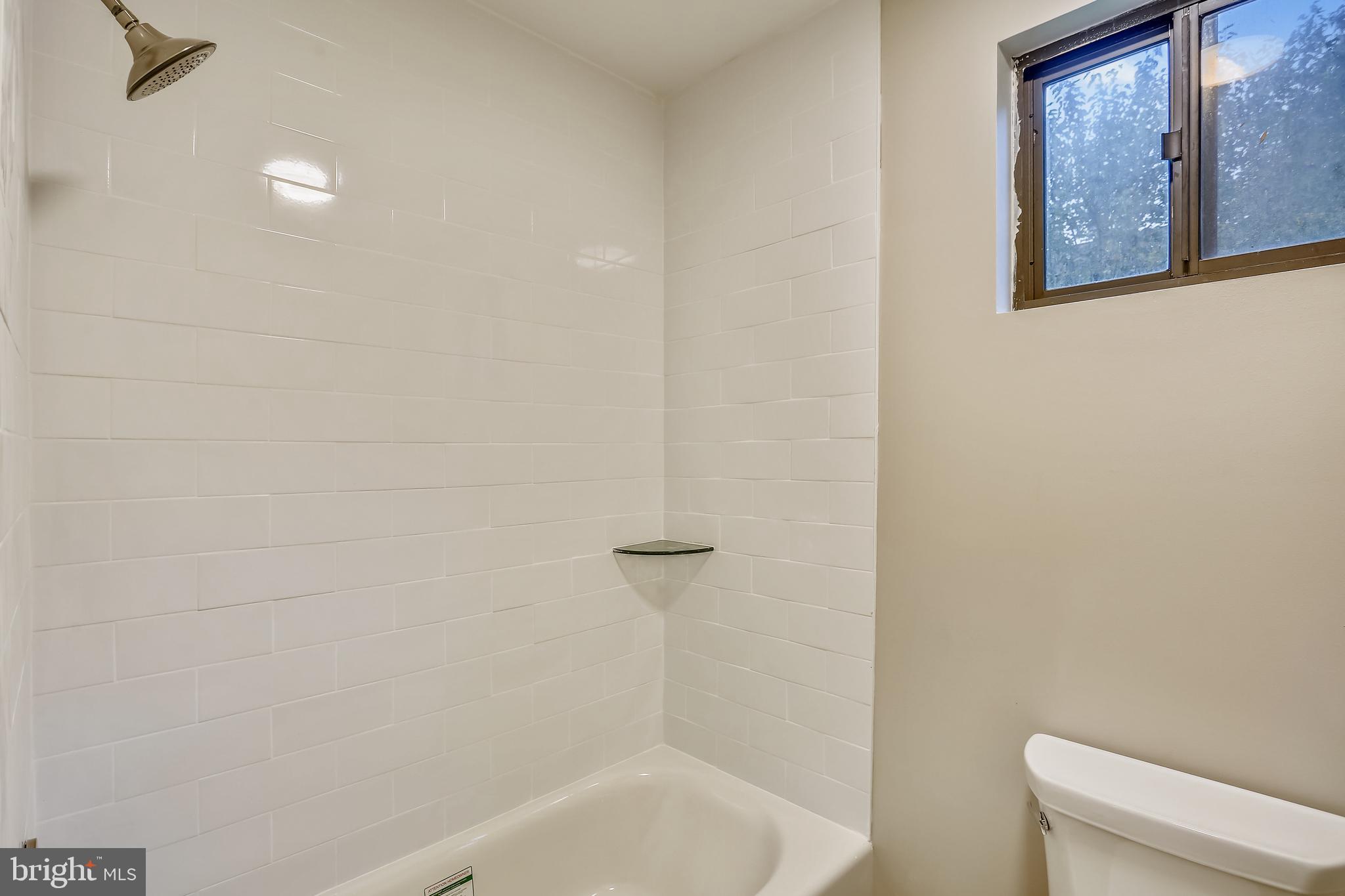 1511 Harding Lane Silver Spring, MD 20905 - Photo 32 of 92