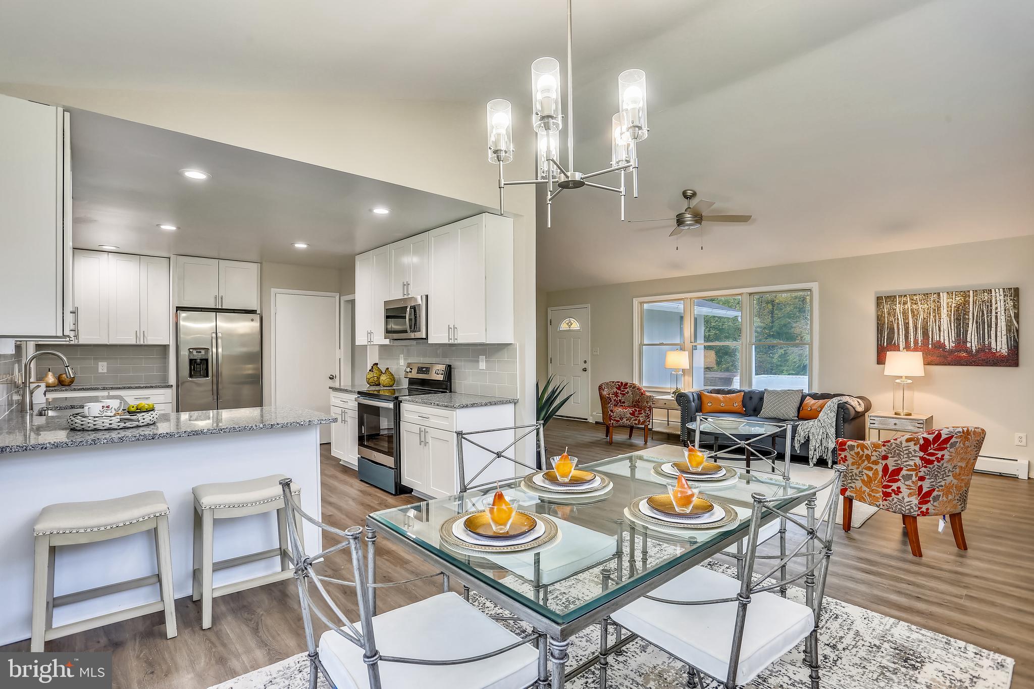 1511 Harding Lane Silver Spring, MD 20905 - Photo 6 of 92