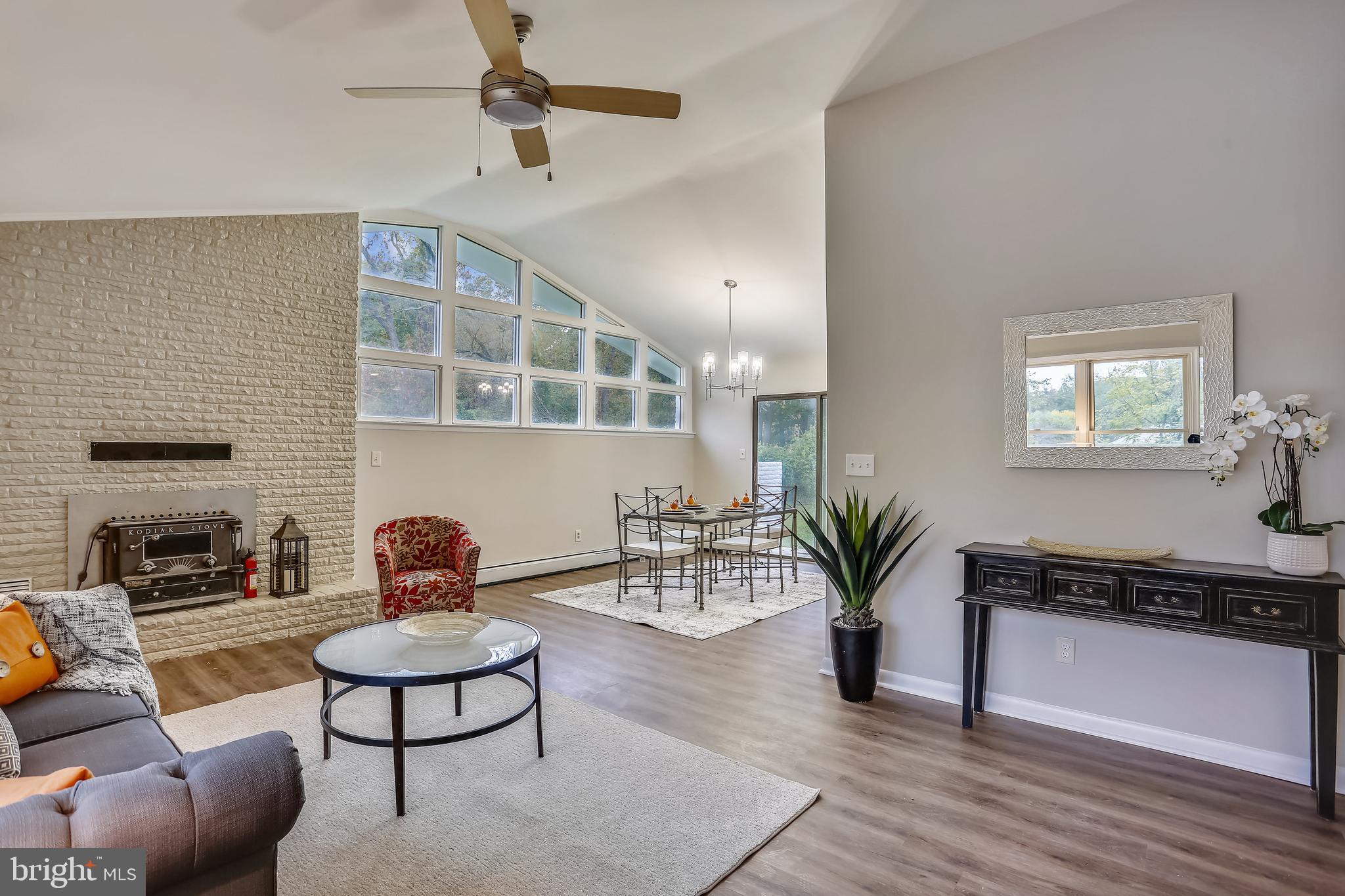 1511 Harding Lane Silver Spring, MD 20905 - Photo 10 of 92