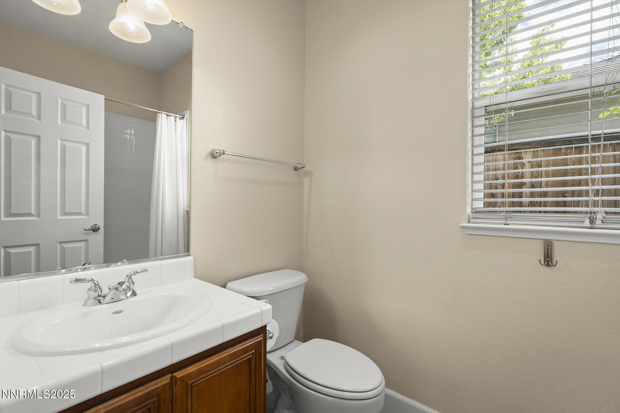 8925 Chipshot Trail Reno, NV 89523 - Photo 19 of 33 28-web-or-mls-_DSC9116