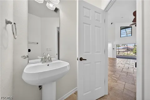 $1,820,000 | 1513 Southwest 58th Street, Cape Coral, FL 33914