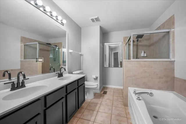 $2,450 | 509 Lakeside Court, Unit 509, Round Lake, IL 60073