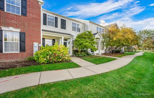 $2,450 | 509 Lakeside Court, Unit 509, Round Lake, IL 60073