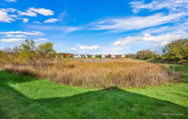 $2,450 | 509 Lakeside Court, Unit 509, Round Lake, IL 60073