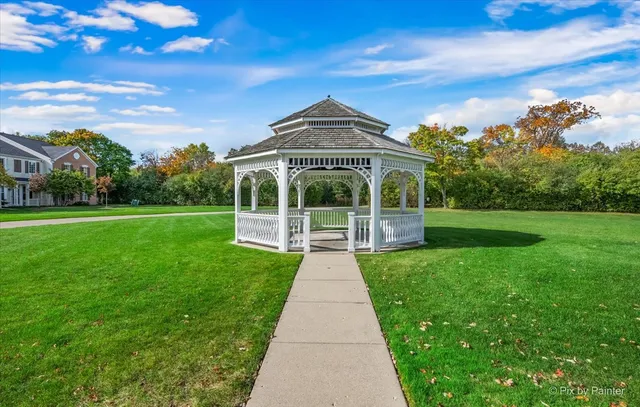 $2,450 | 509 Lakeside Court, Unit 509, Round Lake, IL 60073