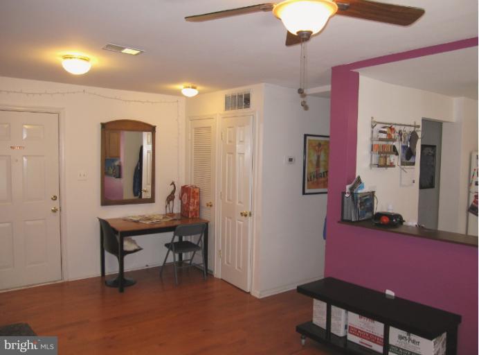 1441 Spring Road Northwest, Unit 204 Washington, DC 20010 - Photo 13 of 17 Living Room