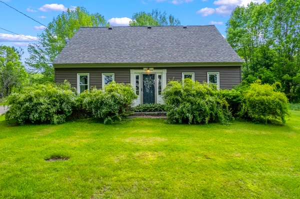 $350,000 | 1548 Main Street, Readfield, ME 04355