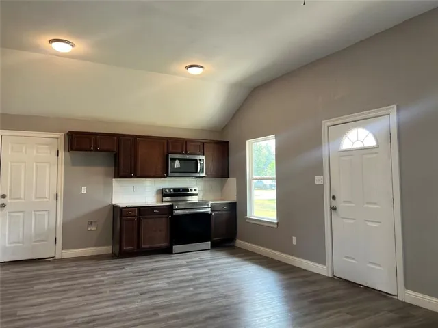 $1,300 | 312 Caddo Avenue, Benton, LA 71006