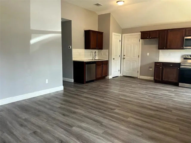 $1,300 | 312 Caddo Avenue, Benton, LA 71006