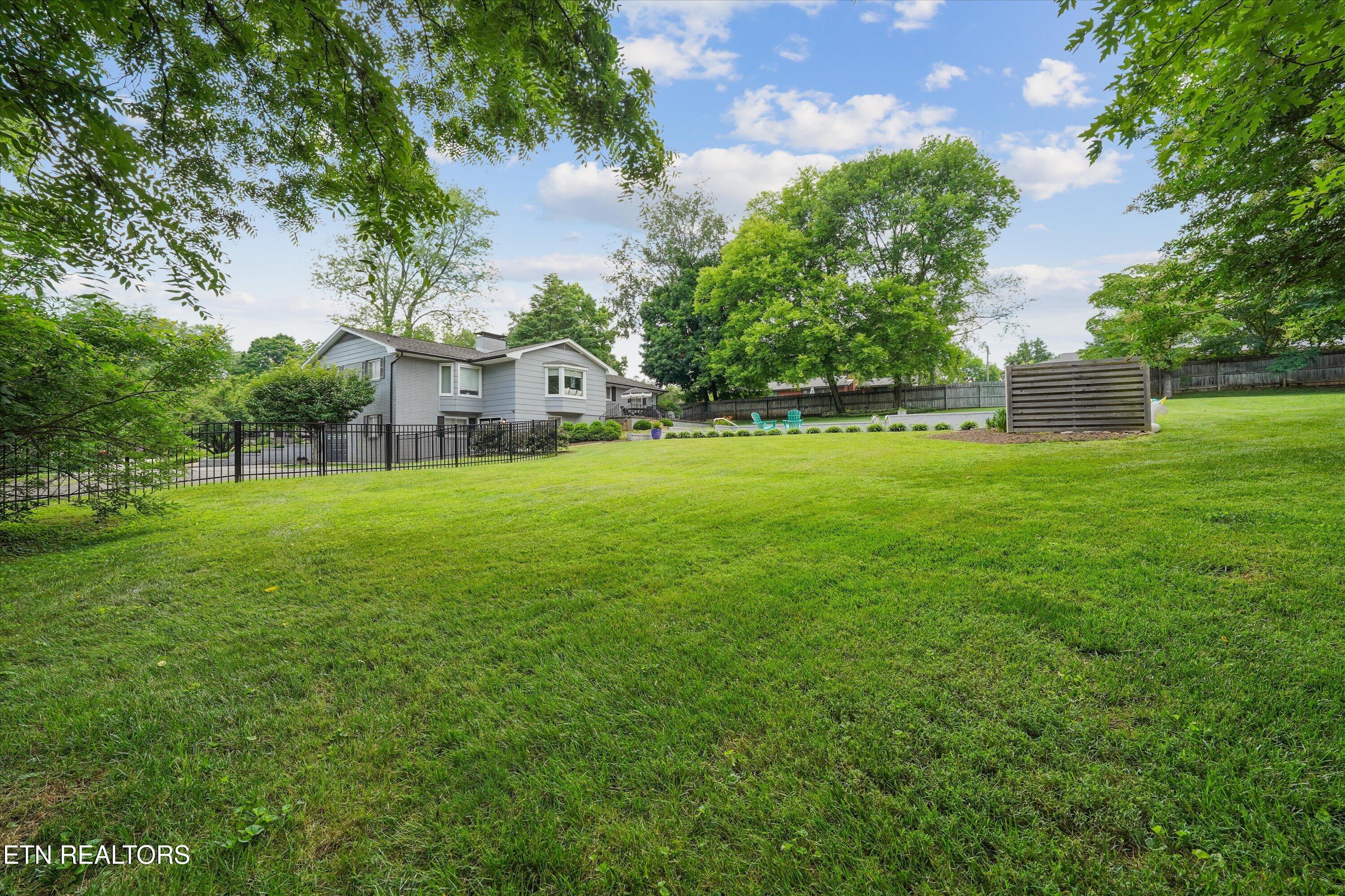 608 Churchill Road Knoxville, TN 37909 - Photo 53 of 60 53-608 Churchill Rd 45
