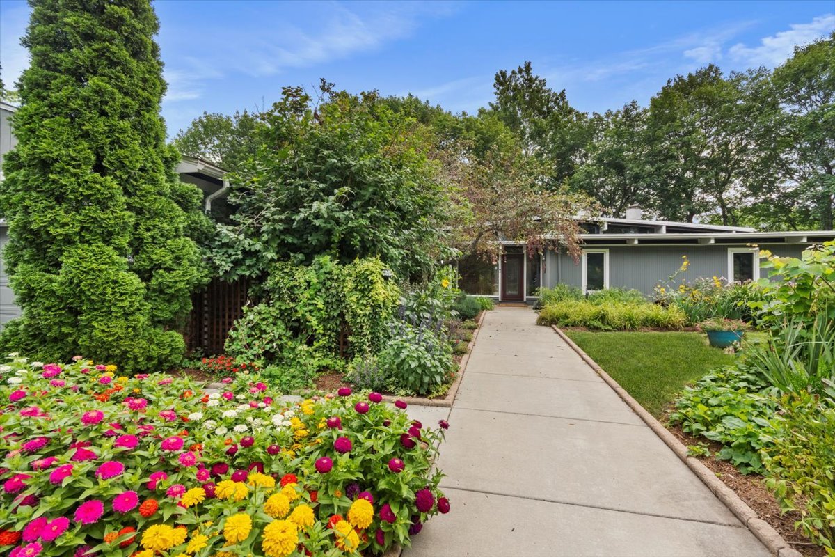 4N527 Old Quarry Road St. Charles, IL 60174 - Photo 4 of 41