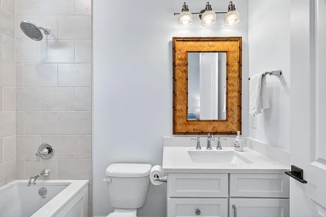 $2,395,000 | 425 Holly Road, Vero Beach, FL 32963