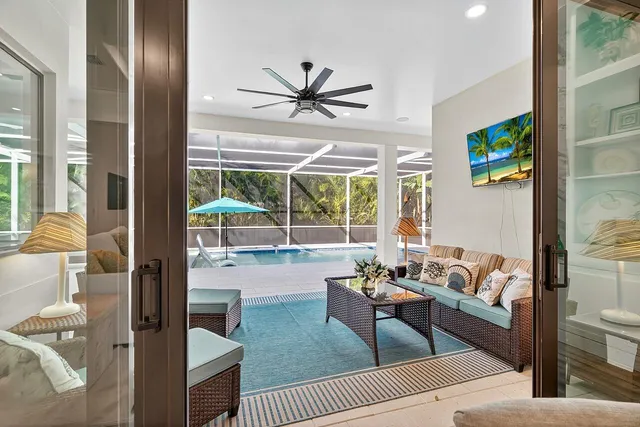 $2,395,000 | 425 Holly Road, Vero Beach, FL 32963