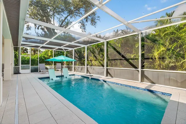 $2,395,000 | 425 Holly Road, Vero Beach, FL 32963