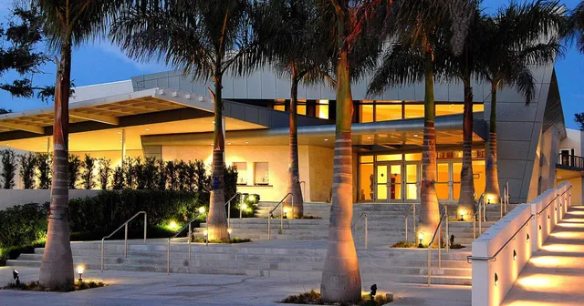 $2,395,000 | 425 Holly Road, Vero Beach, FL 32963