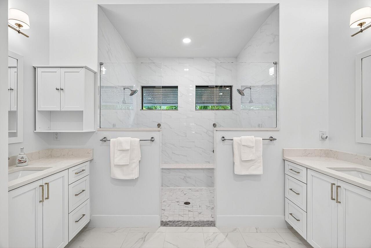 425 Holly Road Vero Beach, FL 32963 - Photo 7 of 38 7