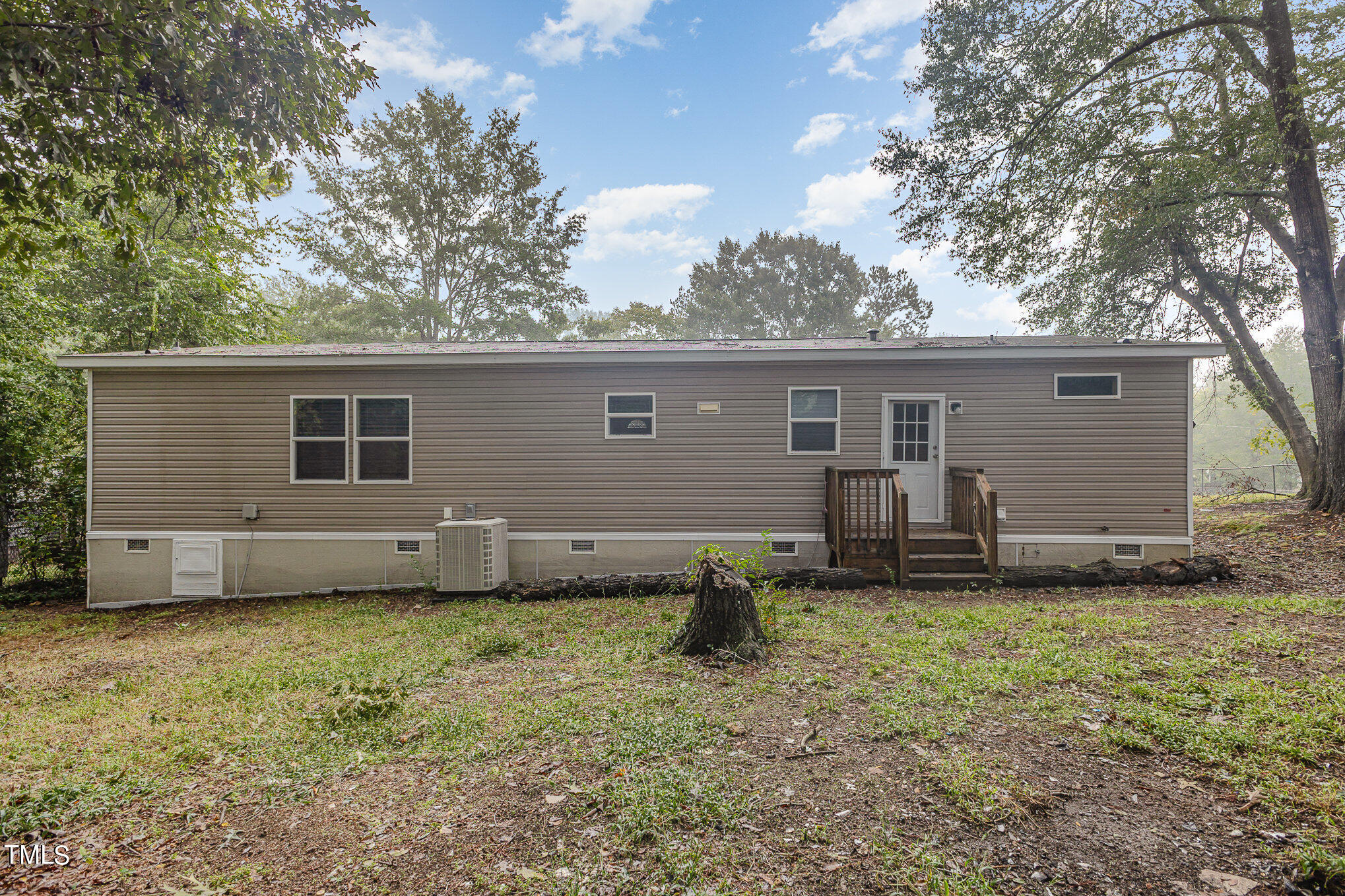 2624 Floyd Drive Raleigh, NC 27610 - Photo 23 of 26 cy1a9285-edit_454