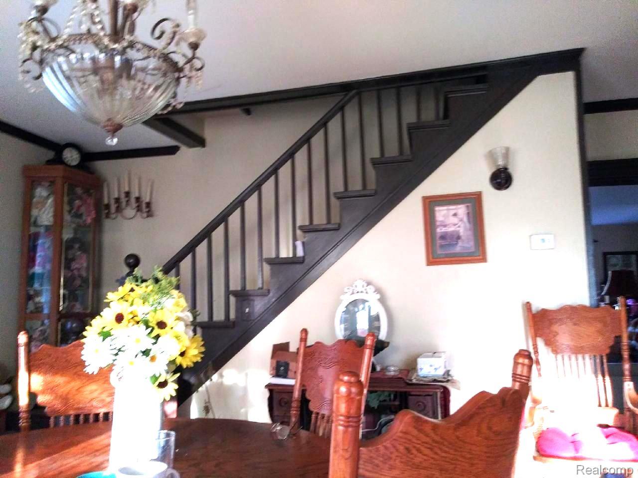 5050 North Nicholson Road Fowlerville, MI 48836 - Photo 20 of 24 Beautiful woodwork