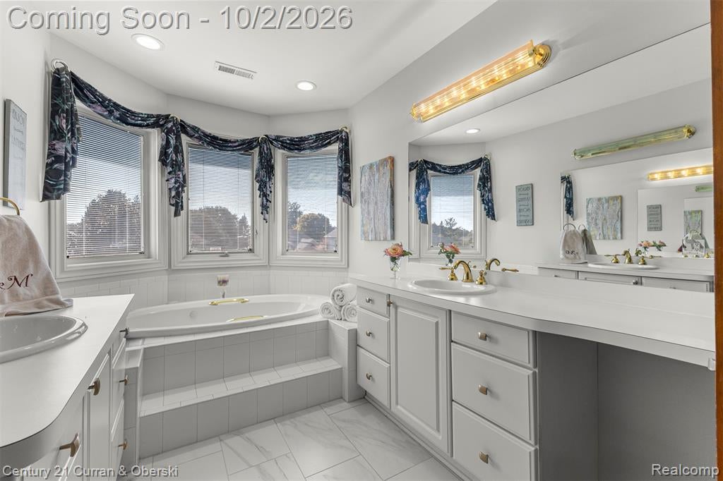 20175 Gill Road Livonia, MI 48152 - Photo 38 of 61 Gallery Image 38