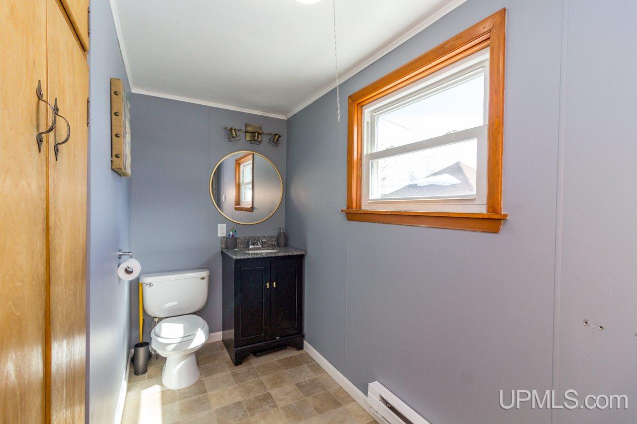 118 Ridge Street Negaunee, MI 49866 - Photo 10 of 15 Gallery Image 10