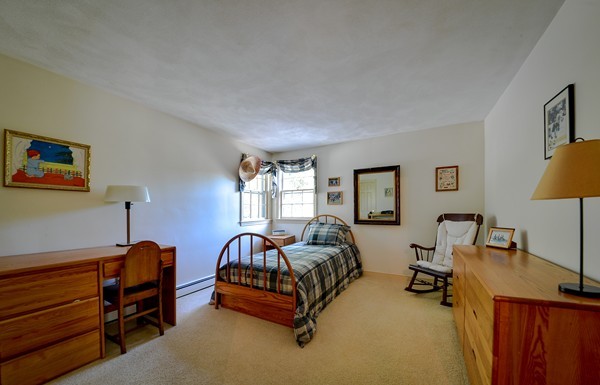 6 Russett Hill Road Sherborn, MA 01770 - Photo 17 of 26 Gallery Image 17