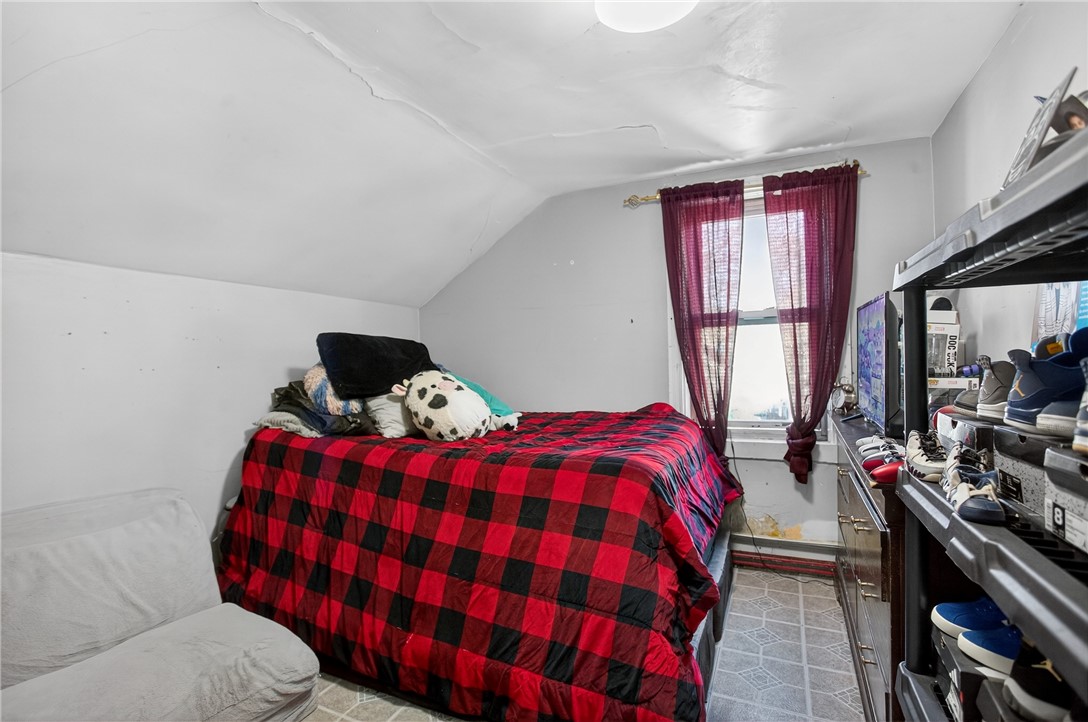 31 Sassafras Street Providence, RI 02907 - Photo 27 of 42