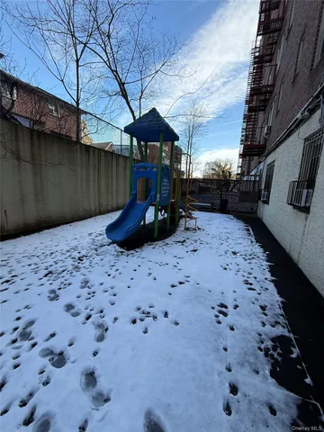 $159,999 | 67-25 Clyde Street, Unit 7H | Rego Park