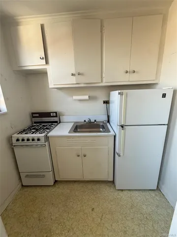 $159,999 | 67-25 Clyde Street, Unit 7H | Rego Park