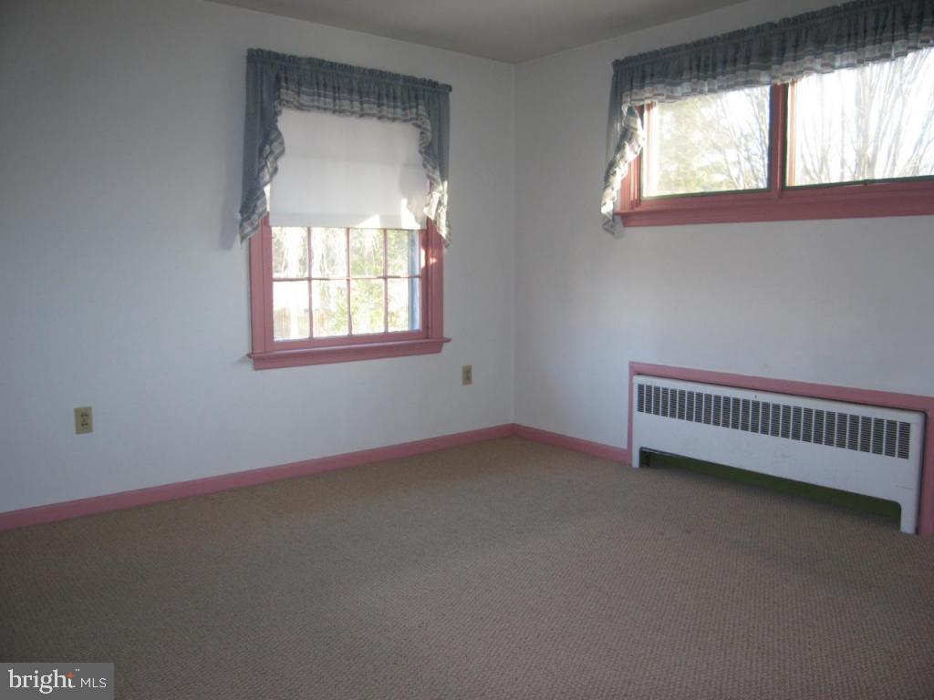 125 Whitney Road Lancaster, PA 17603 - Photo 5 of 9 Gallery Image 5