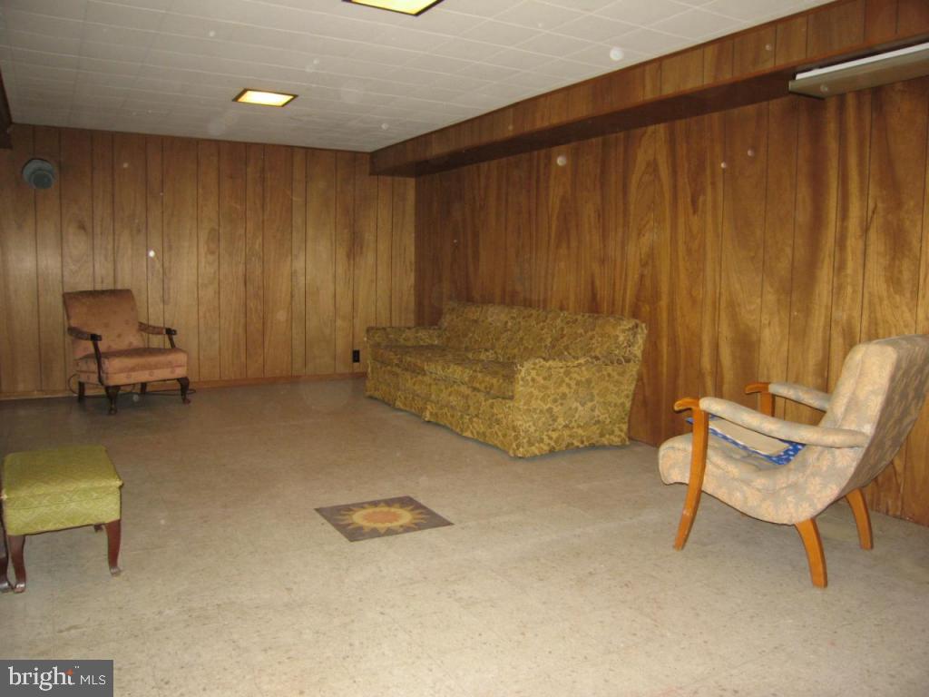 125 Whitney Road Lancaster, PA 17603 - Photo 7 of 9 Gallery Image 7