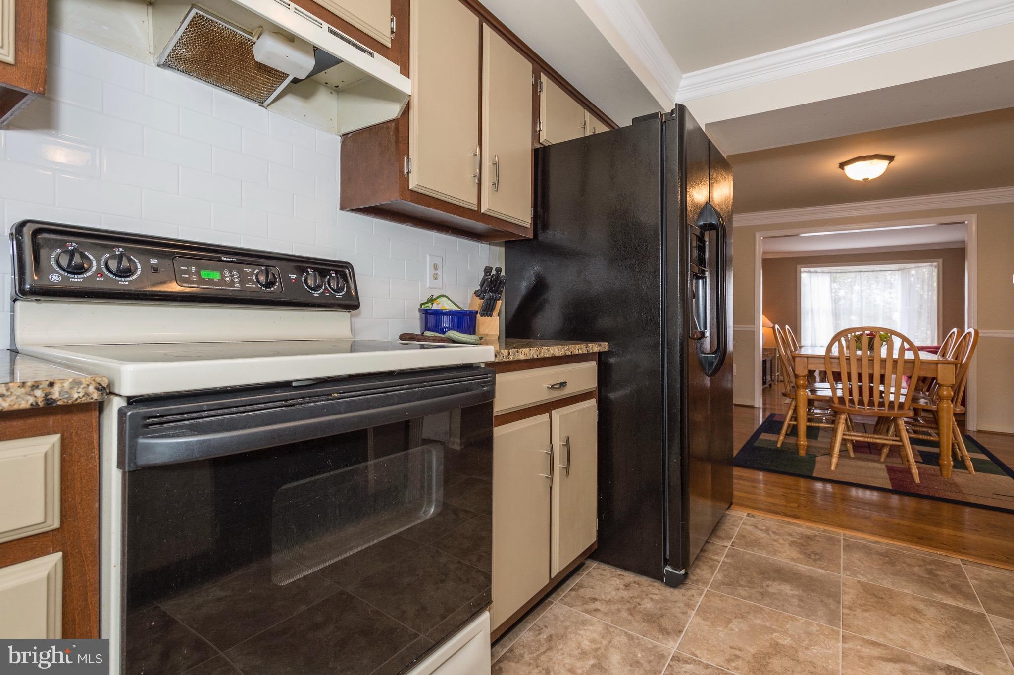 8018 Hollow Reed Court Frederick, MD 21701 - Photo 8 of 30 Kitchen