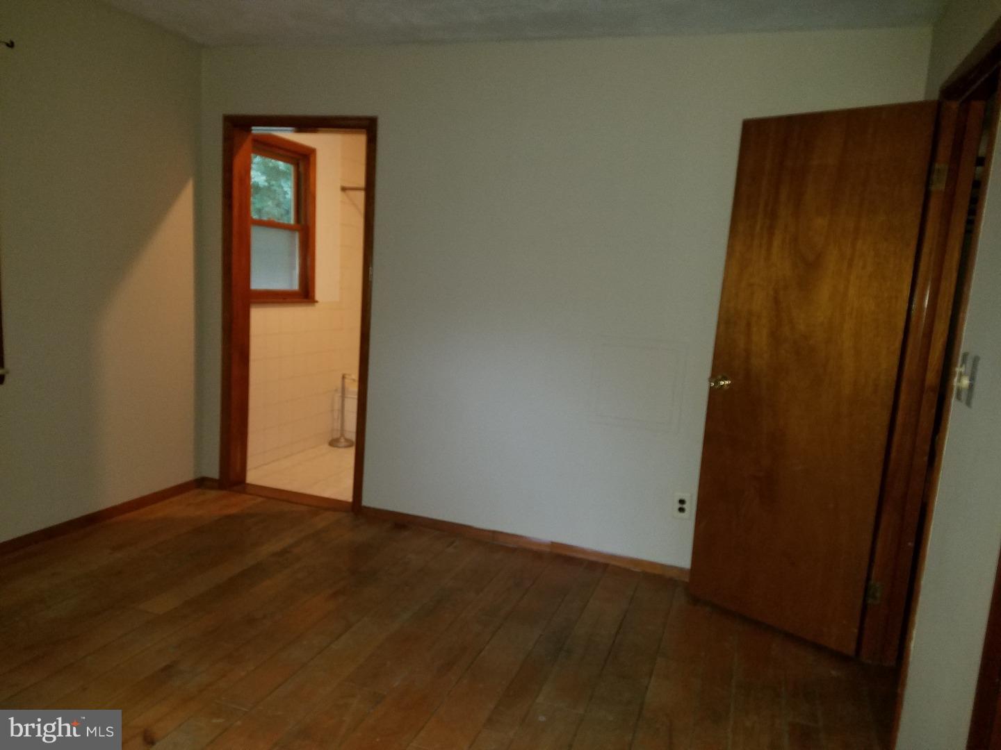 605 Creek Road Mount Laurel, NJ 08054 - Photo 13 of 21 Master Bedroom