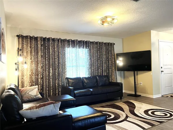 $1,800 | 37 Rickenbacker Drive, Palm Coast, FL 32164