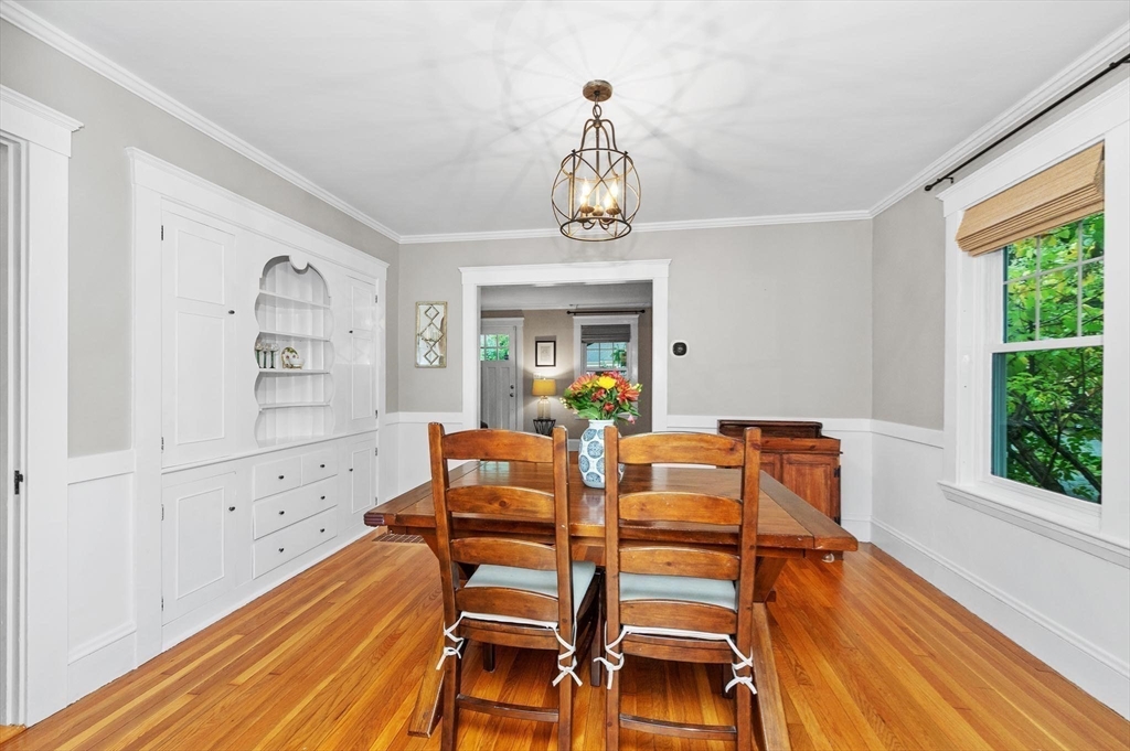 32 Chester Brook Road Waltham, MA 02452 - Photo 12 of 35 Gallery Image 12