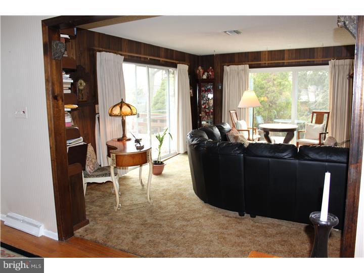1991 Quarry Road Yardley, PA 19067 - Photo 9 of 21 Family Room